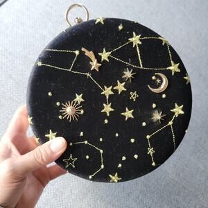 Celestial Sugar Round Finger Carry Bag